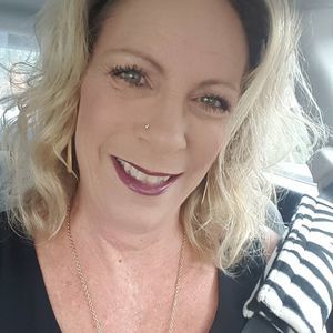 Meet your Posher, Stacy